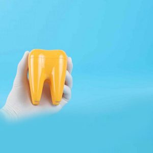 علت زرد شدن دندان ها چیست